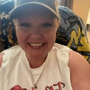 Meet your Posher, Lori